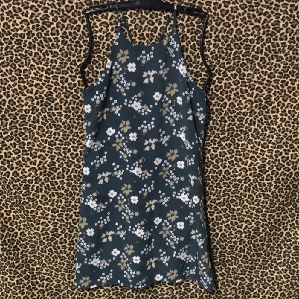Sense size small floral print spaghetti strap dress S104‎